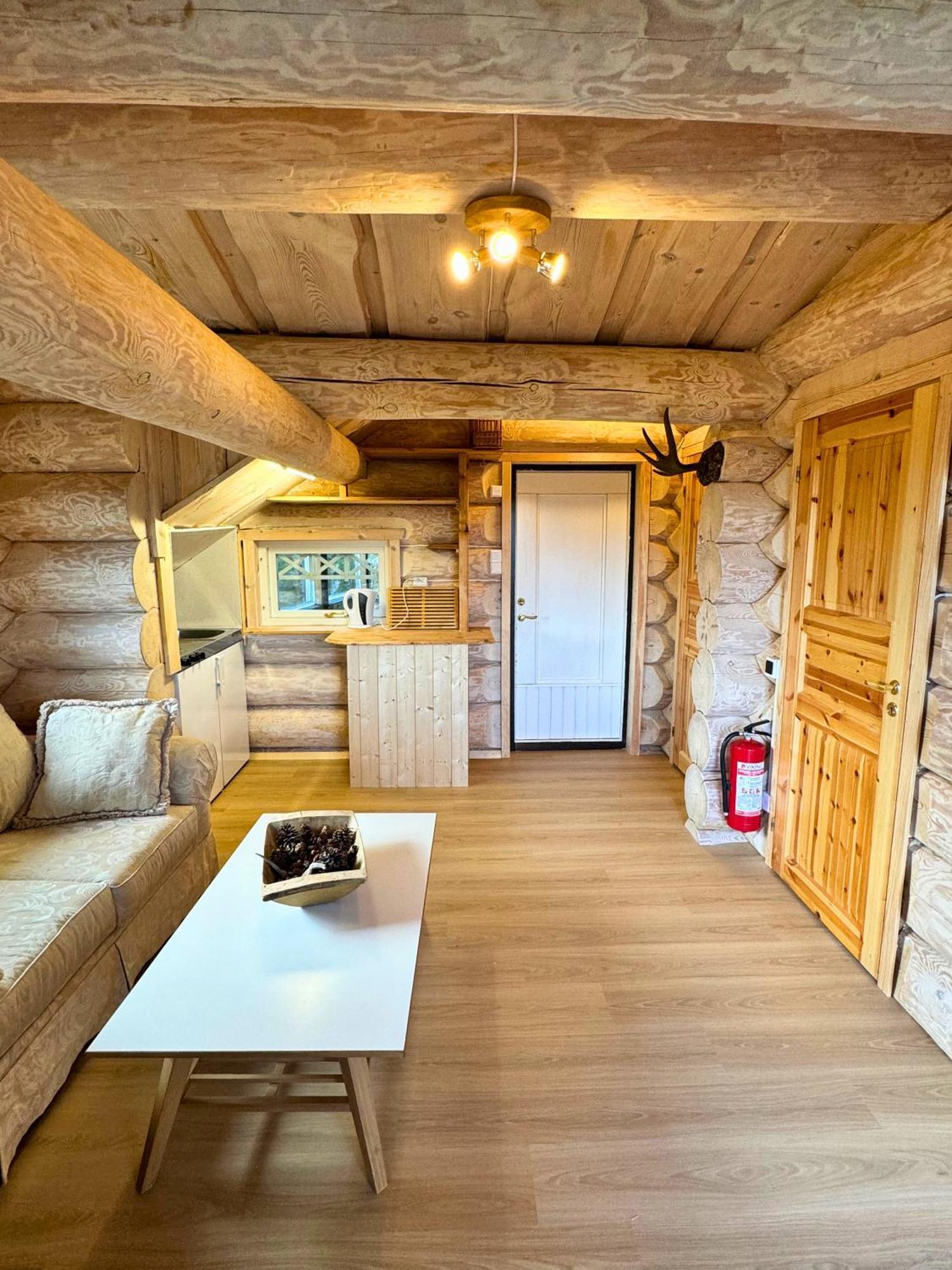 Unique Arctic Timber Cabin Skaidi 외부 사진